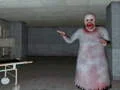 Játék Horrorisztikus baba sárgában vs ijesztő nagymama szimulátor online